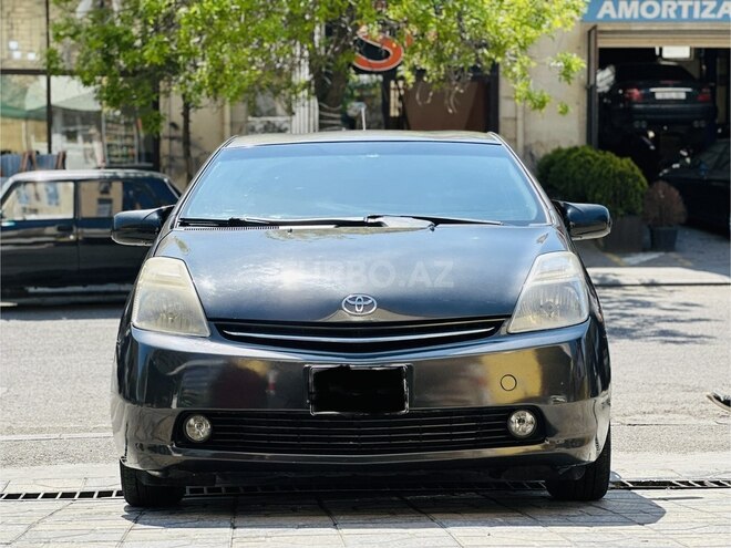 Toyota Prius-1