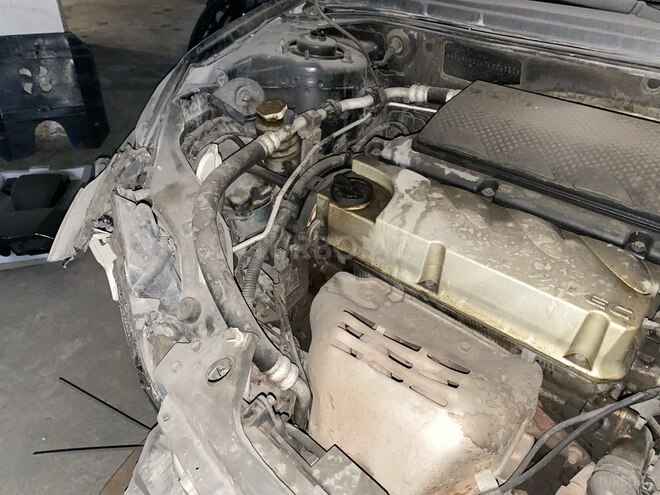 Mitsubishi Galant-7
