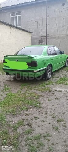 BMW 525-4