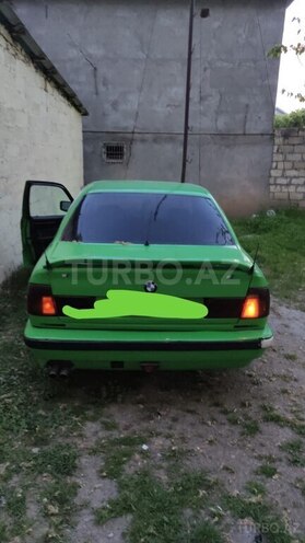 BMW 525-7