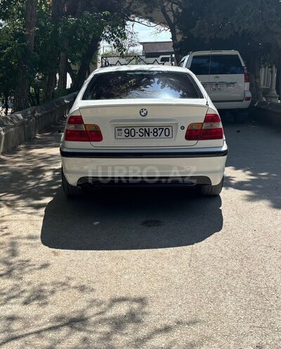 BMW 318-2