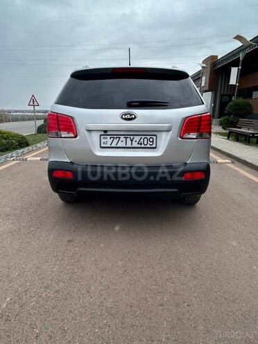 Kia Sorento-2