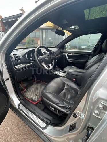 Kia Sorento-7