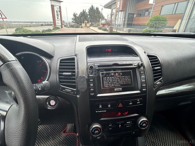 Kia Sorento-10