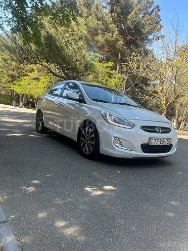 Hyundai Accent-1