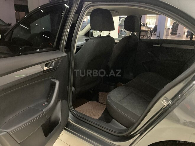 Volkswagen Polo 2021, 129,000 km - 1.6 л - Bakı