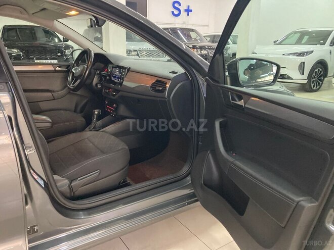 Volkswagen Polo 2021, 129,000 km - 1.6 л - Bakı