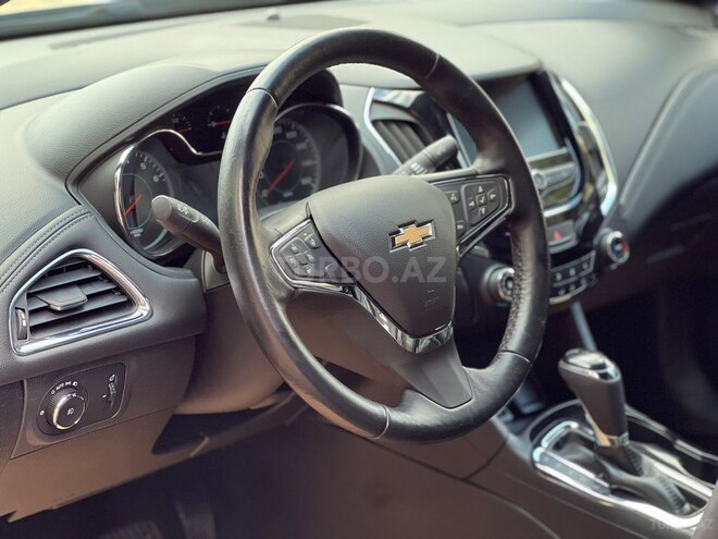 Chevrolet Cruze-9