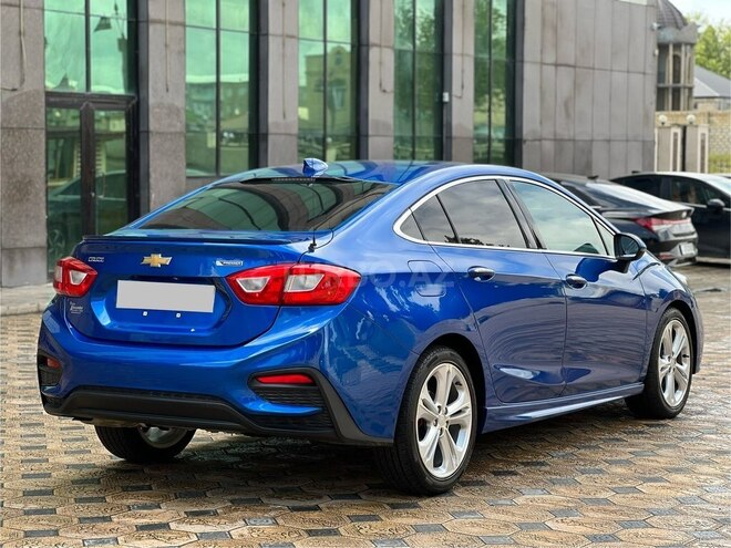 Chevrolet Cruze-8