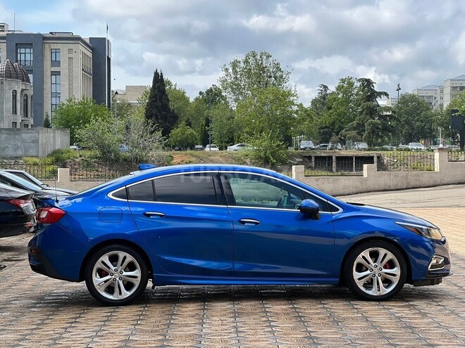 Chevrolet Cruze-17