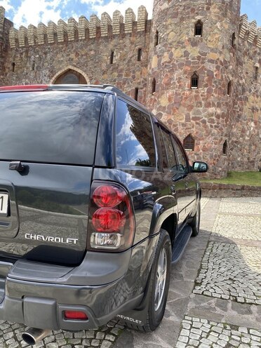 Chevrolet TrailBlazer-8