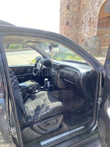 Chevrolet TrailBlazer-14
