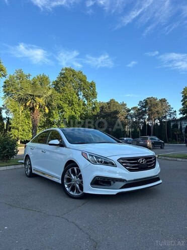 Hyundai Sonata-1