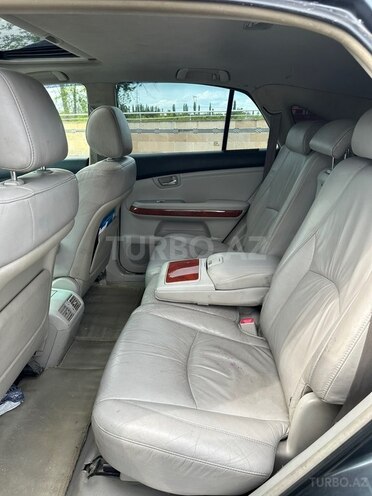 Lexus RX 330-7