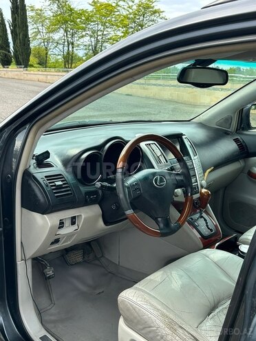 Lexus RX 330-10