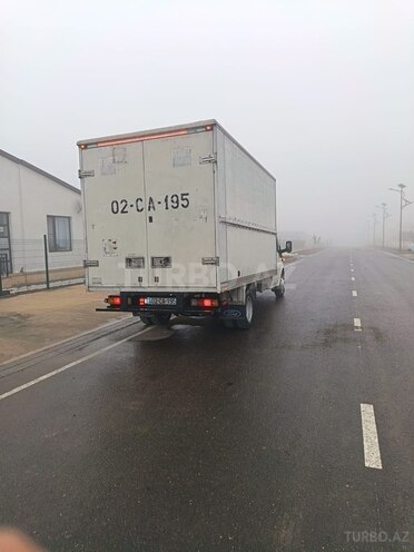 Ford Transit-5