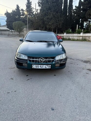 Opel Omega-1