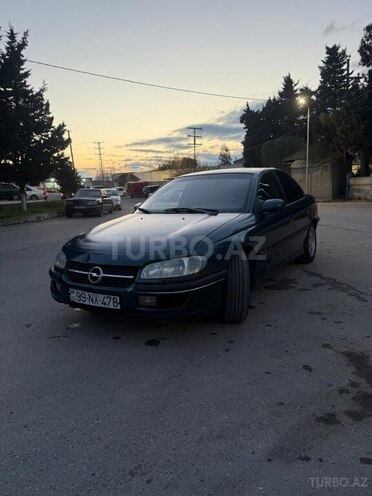 Opel Omega-4