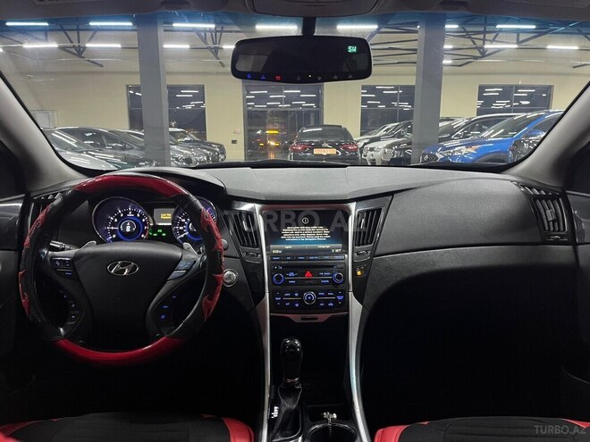 Hyundai Sonata-10