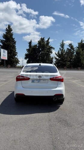 Kia Cerato-5