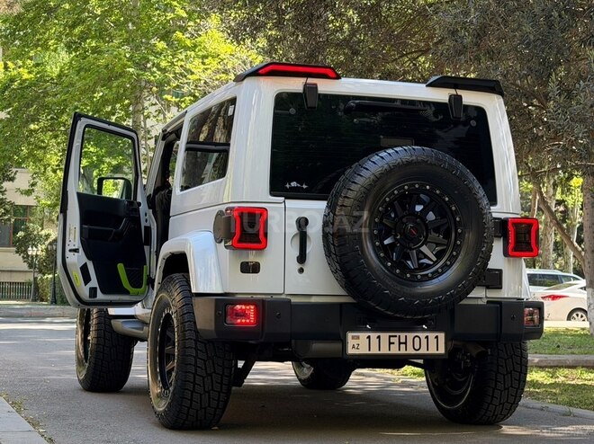 Jeep Wrangler-15