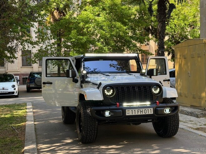 Jeep Wrangler-3