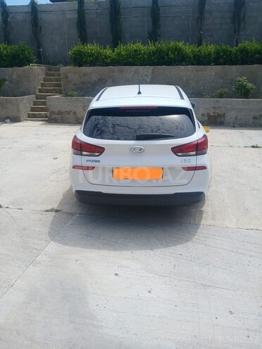 Hyundai i30-2