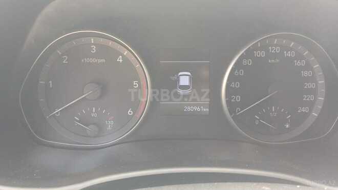 Hyundai i30-6