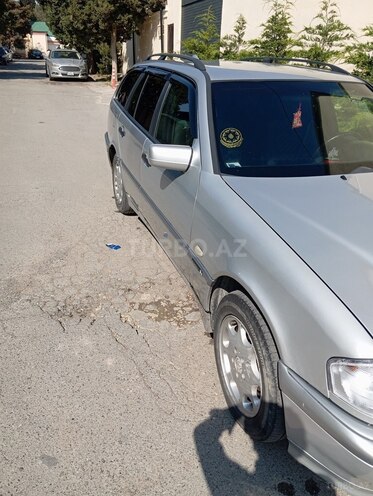 Mercedes C 180-5