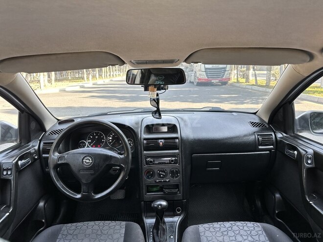 Opel Astra-14