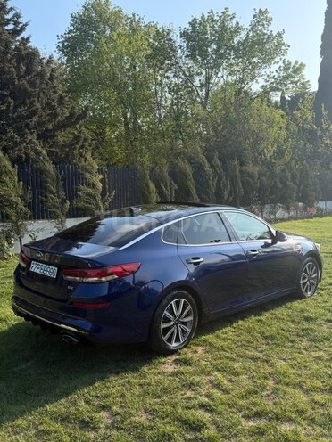 Kia Optima-5