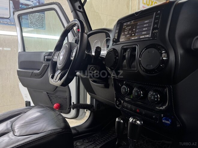 Jeep Wrangler-20