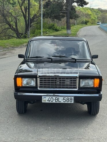 LADA (VAZ) 2107-2