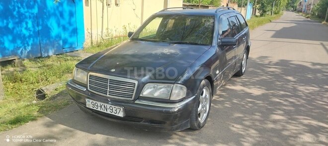 Mercedes C 220-1