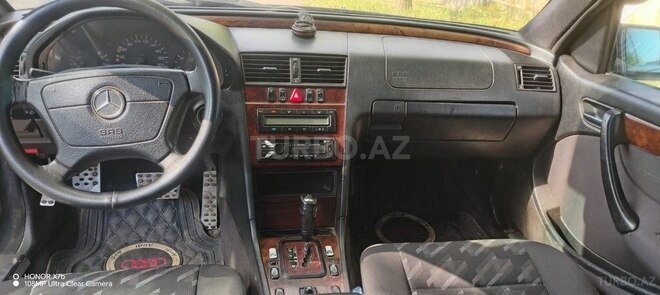Mercedes C 220-6