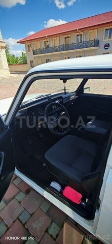 LADA (VAZ) 2107-5