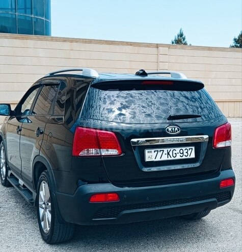 Kia Sorento-9