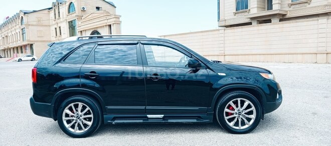 Kia Sorento-12