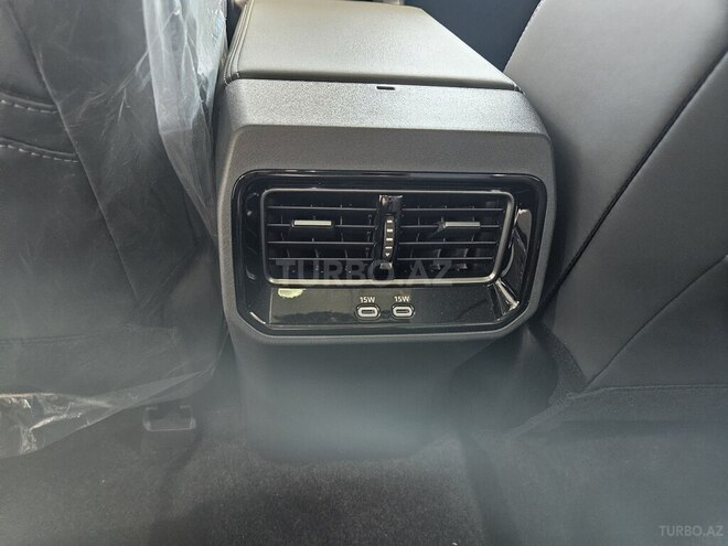 Toyota RAV4-16