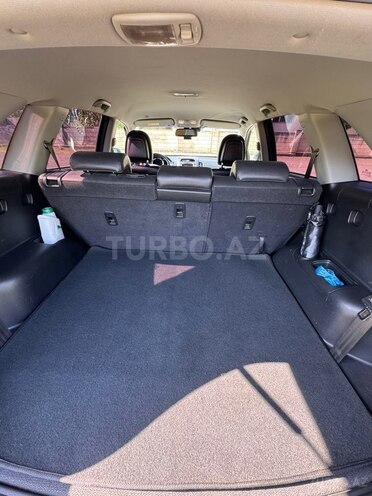 Kia Sorento-12