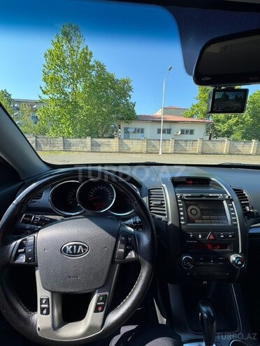 Kia Sorento-9