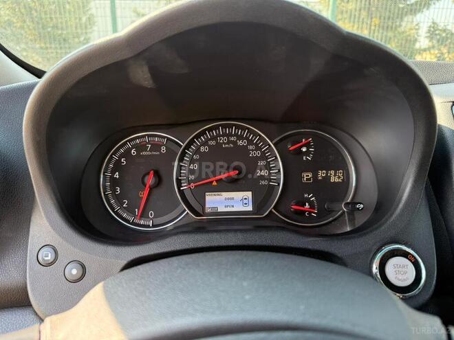Nissan Maxima-6