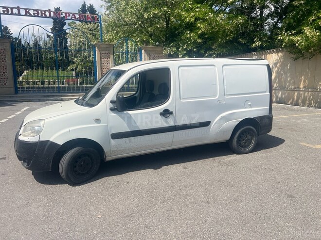 Fiat Doblo-2