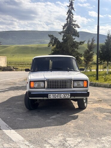 LADA (VAZ) 2107-2