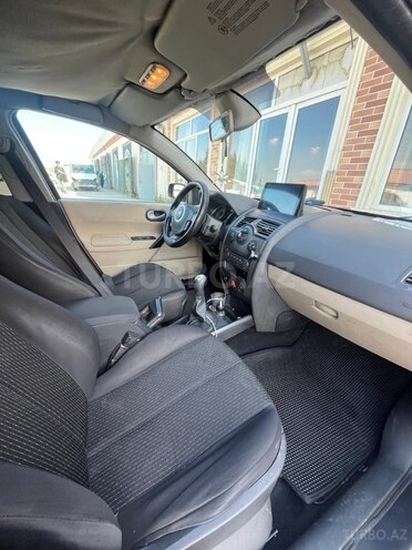 Renault Megane-5