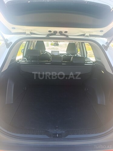 Toyota RAV4-6