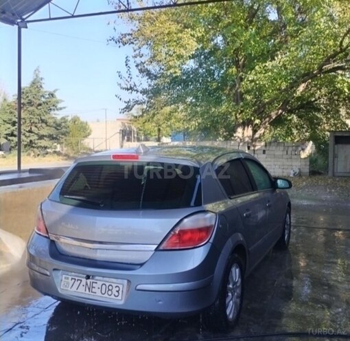 Opel Astra-2