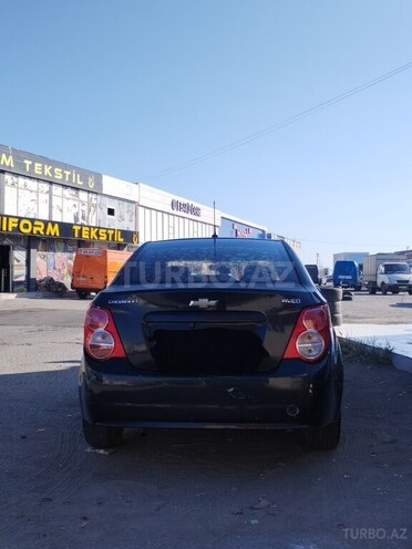Chevrolet Aveo-4