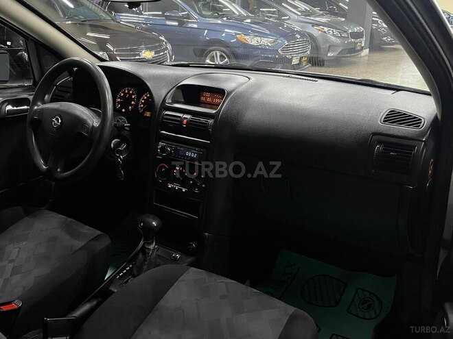 Opel Astra-9