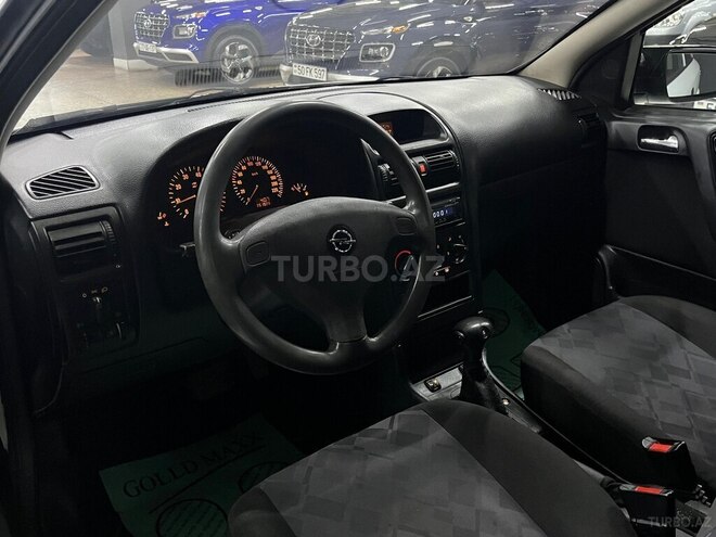 Opel Astra-10